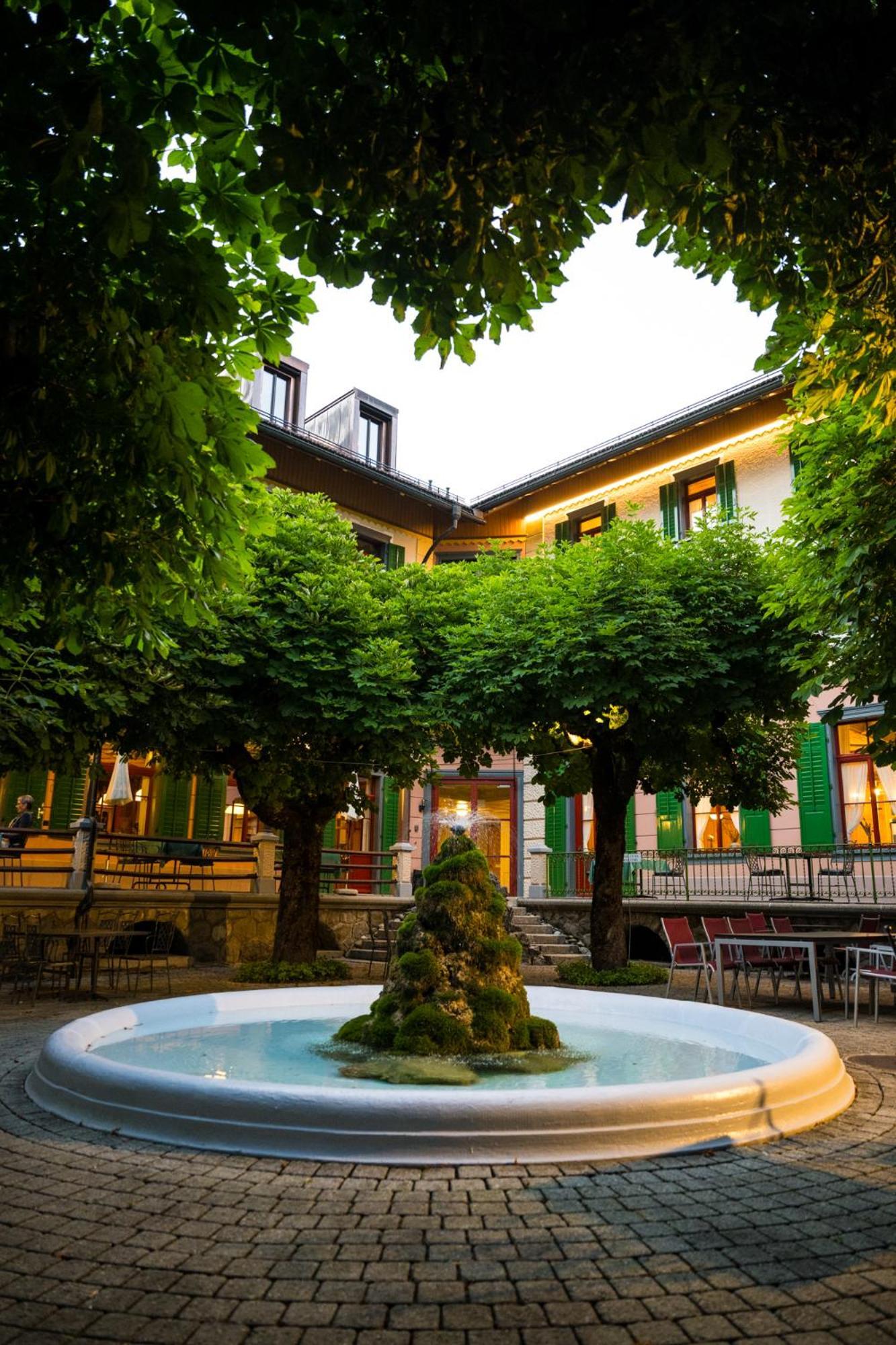 Fluehli Hotel Kurhaus Exterior photo